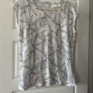 Cynthia Rowley Black and White Leaf Print Muscle Tee. NWOT